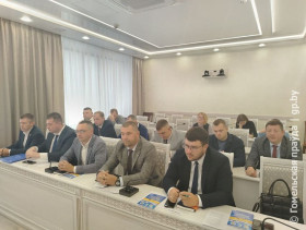 Не оборачиваться на выбранном пути. В Гомеле провели очередную сессию "Школы молодого руководителя"