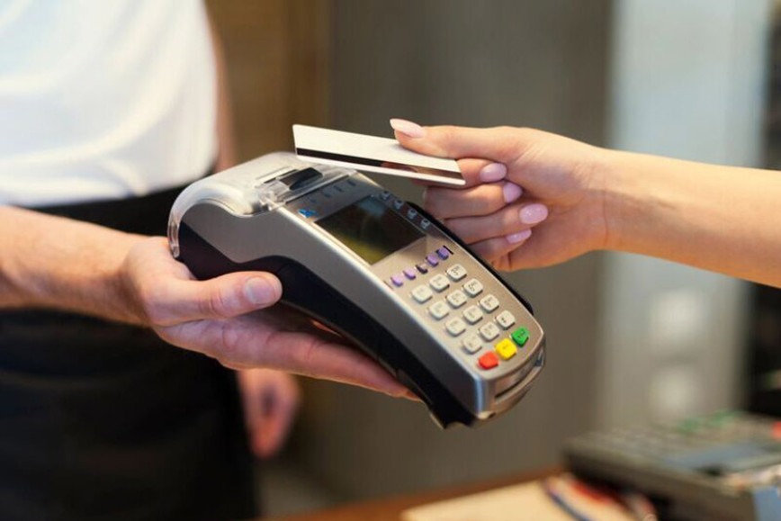 "З вашай карты спісалі грошы". Як пазбегнуць інтрыг махляроў-распавялі ў РАСК