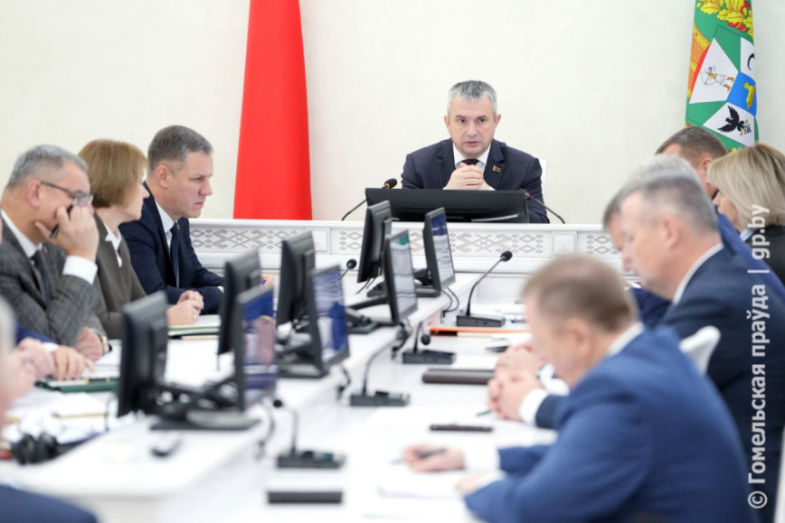 На апаратнай нарадзе ў аблвыканкаме абмеркавалі тэму арганізацыі школьнага харчавання