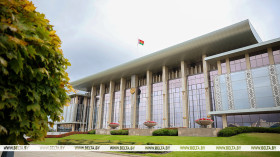 Лукашэнка зацвердзіў важнейшыя прагнозныя параметры развіцця Беларусі на 2026 год