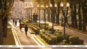 Як беларусы будуць працаваць і адпачываць у лістападзе, расказалі ў Мінпрацы